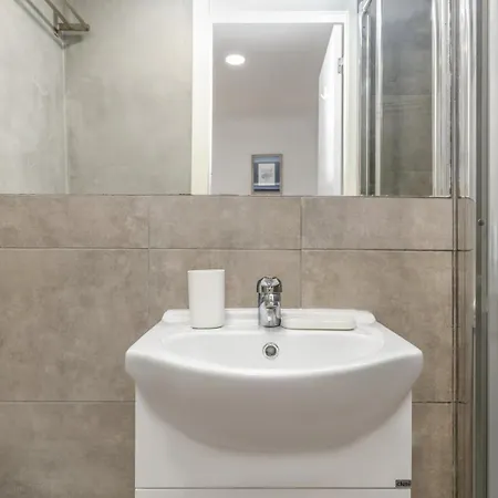 Guestready - Minimalist In Downtown * Lisboa